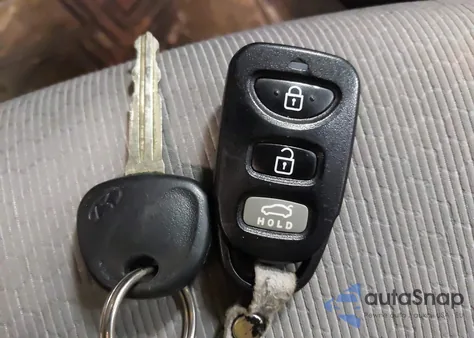 2017 Hyundai Elantra Se z USA, uszkodzony, nr VIN KMHD74LF3HU074100